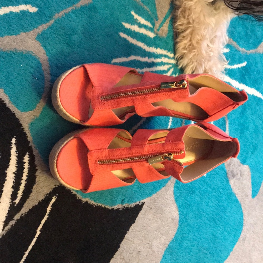 MK pink grapefruit Damita  wedge sandals!!